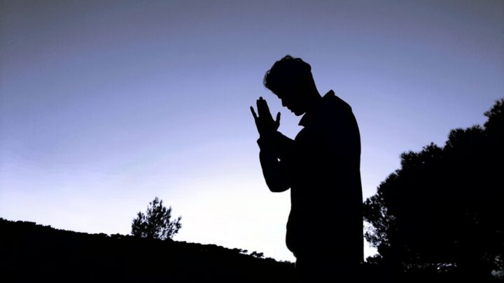 Jeûne et prière : comment pratiquer cette discipline spirituelle