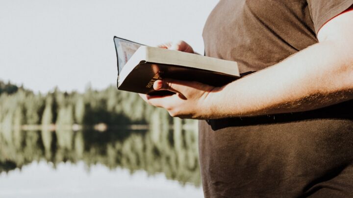 Prière je crois en Dieu : confesser sa foi au quotidien